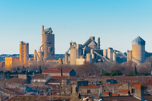 factory-1983460_640